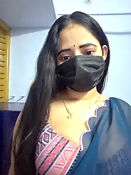 Snapshot of Hot_honey77 chatting on 10/17/25, 05:04 Hot honey77 online show from 10/17/25, 05:04