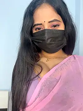 Snapshot of Hot_honey77 chatting on 10/26/25, 05:19 Hot honey77 online show from 10/26/25, 05:19