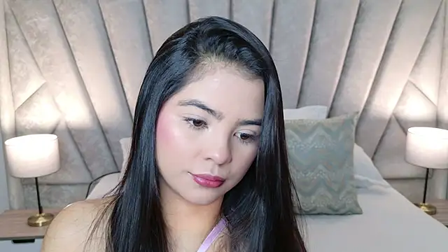 Layla Breezee online show from 07/27/26, 11:39