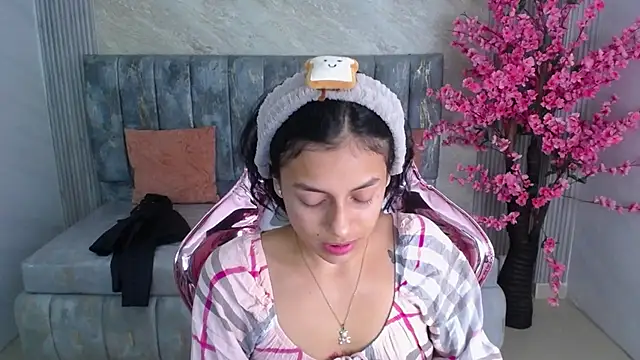lilith petit sub online show from 01/28/25, 12:54
