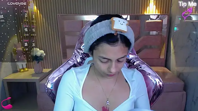 lilith petit sub online show from 02/11/25, 12:58