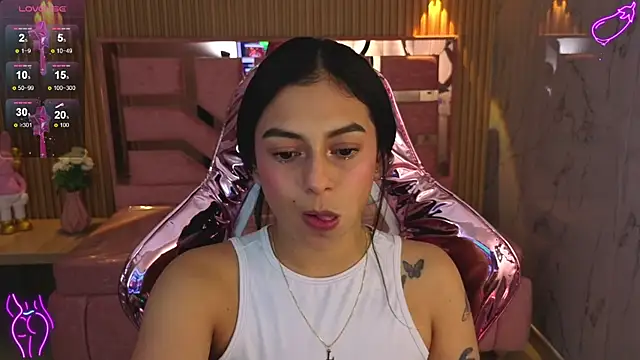 Snapshot of lilith_petit_sub chatting on 09/24/25, 03:32 lilith petit sub online show from 09/24/25, 03:32