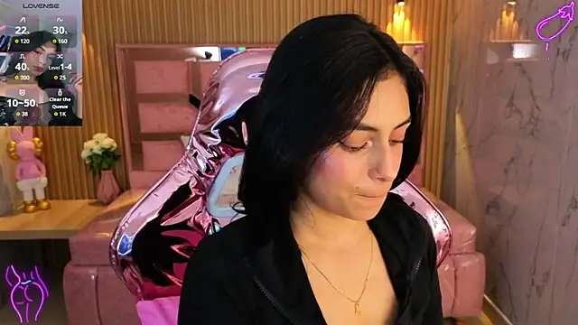 Snapshot of lilith_petit_sub chatting on 09/28/25, 01:27 lilith petit sub online show from 09/28/25, 01:27