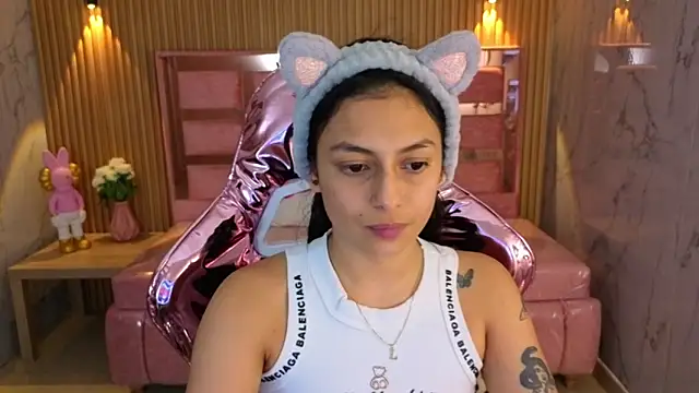 Snapshot of lilith_petit_sub chatting on 10/07/25, 03:47 lilith petit sub online show from 10/07/25, 03:47