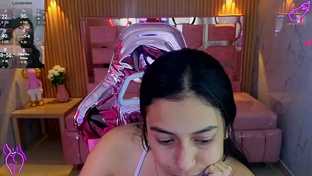 Snapshot of lilith_petit_sub chatting on 10/18/25, 03:53 lilith petit sub online show from 10/18/25, 03:53