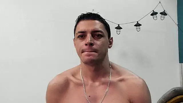 Snapshot of Frank_Millers chatting on 11/06/25, 07:48 Frank Millers online show from 11/06/25, 07:48