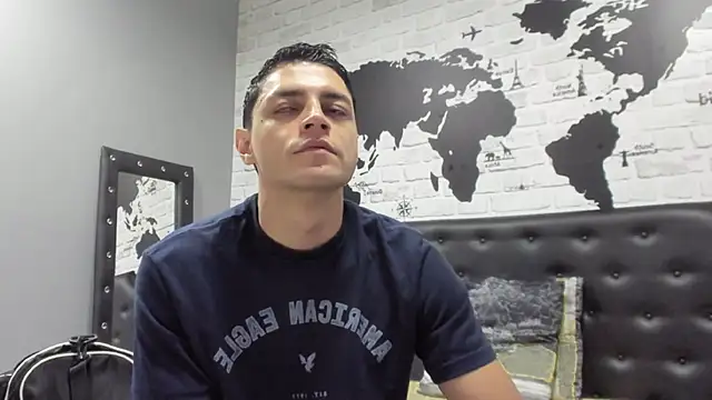 Snapshot of Frank_Millers chatting on 11/27/25, 06:54 Frank Millers online show from 11/27/25, 06:54