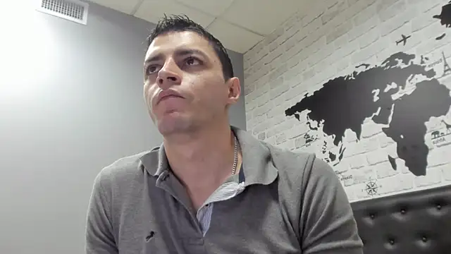 Snapshot of Frank_Millers chatting on 12/15/25, 09:08 Frank Millers online show from 12/15/25, 09:08