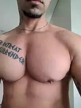Snapshot of badbrown chatting on 02/05/25, 12:38 badbrown online show from 02/05/25, 12:38