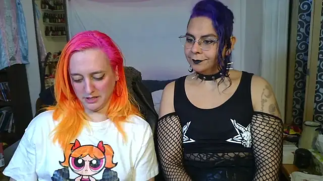 Snapshot of Evelan420 chatting on 11/26/25, 07:04 Evelan420 online show from 11/26/25, 07:04