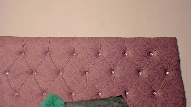 Snapshot of onix_bl4ck chatting on 02/13/25, 11:47 onix bl4ck online show from 02/13/25, 11:47