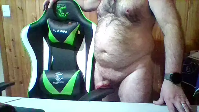 Snapshot of BearArg chatting on 11/08/25, 09:46 BearArg online show from 11/08/25, 09:46