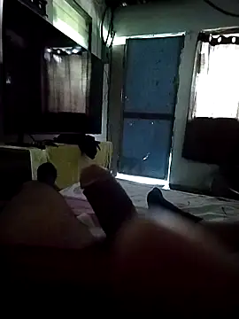 Ant1990 online show from 10/25/25, 02:13