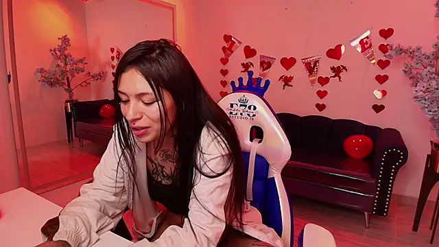 Charlotte ethan online show from 02/16/25, 06:43