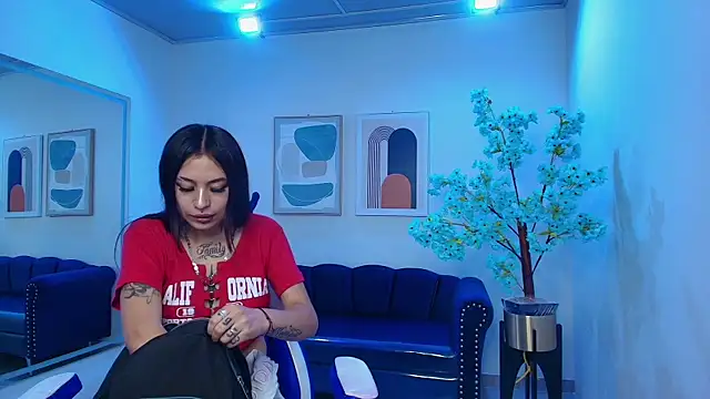 Charlotte ethan online show from 03/04/25, 03:33