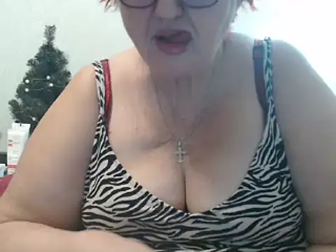 DeniseeRosea online show from 01/31/25, 05:21