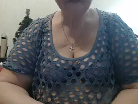 DeniseeRosea online show from 02/28/25, 12:21
