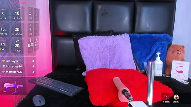 Snapshot of Jean_Miller20 chatting on 10/25/25, 10:01 Jean Miller20 online show from 10/25/25, 10:01