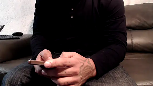 Snapshot of Str8_Soldier chatting on 02/18/25, 05:31 Str8 Soldier online show from 02/18/25, 05:31