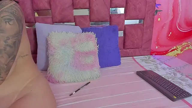 scarlett  evans  online show from 07/09/26, 06:23