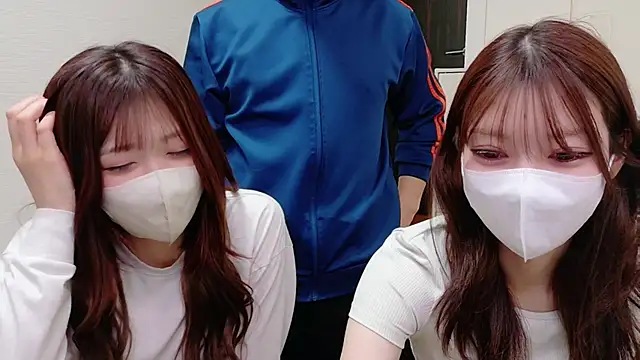 NA-KAREN-V8 online show from 05/23/26, 12:09