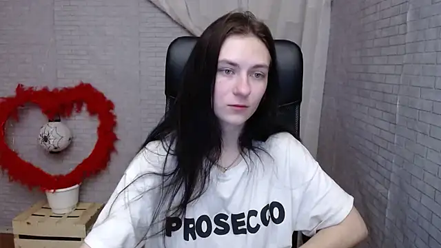 AmandaJi  online show from 03/06/25, 07:36