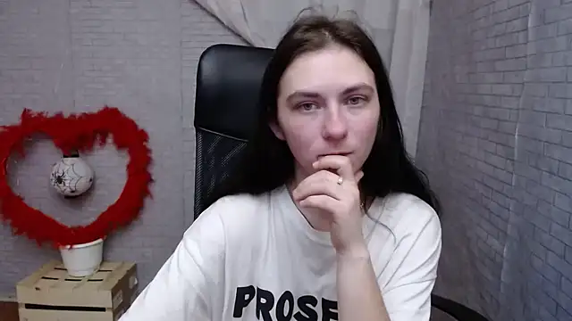 AmandaJi  online show from 03/06/25, 10:41