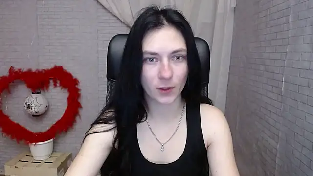 AmandaJi  online show from 03/18/25, 07:19
