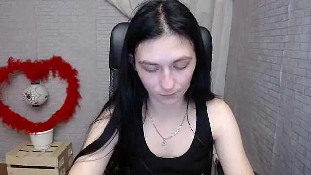 AmandaJi  online show from 03/18/25, 10:25
