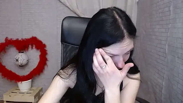 AmandaJi  online show from 03/20/25, 07:47