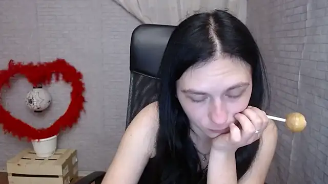 AmandaJi  online show from 03/20/25, 11:05
