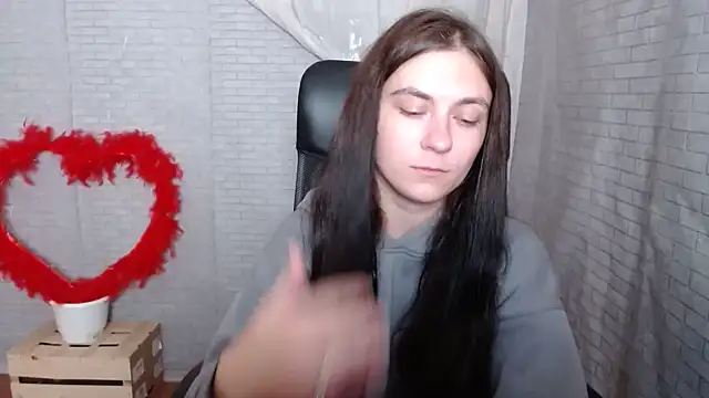 AmandaJi  online show from 10/04/25, 09:51