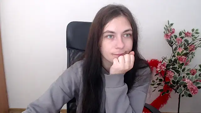 Snapshot of AmandaJi_ chatting on 11/04/25, 07:18 AmandaJi online show from 11/04/25, 07:18