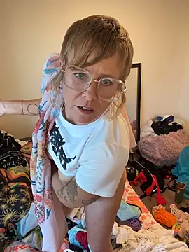 I am babydoll online show from 11/04/25, 09:03