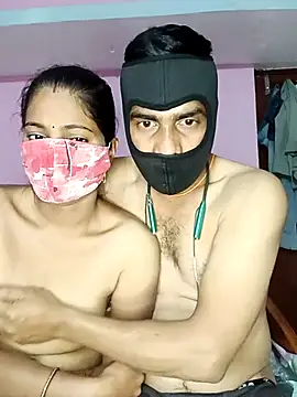 Snapshot of USHA_BHABHI chatting on 02/15/26, 11:23 USHA BHABHI online show from 02/15/26, 11:23