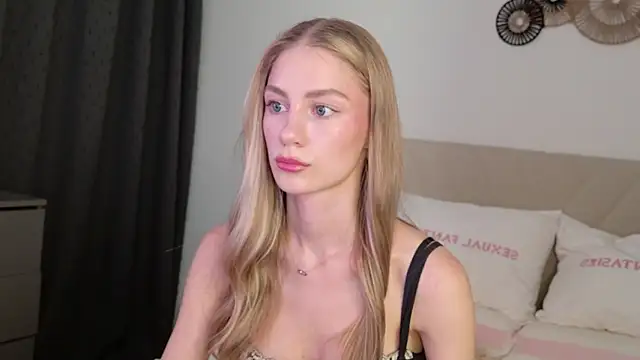 GabriellaOlsen online show from 07/30/26, 04:17