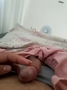 Snapshot of Trixboy201 chatting on 02/04/25, 02:32 Trixboy201 online show from 02/04/25, 02:32