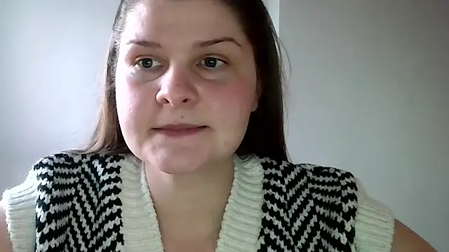 lovexCaroline online show from 01/28/25, 02:42
