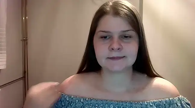 lovexCaroline online show from 02/03/25, 05:56