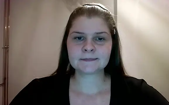 lovexCaroline online show from 02/04/25, 05:55