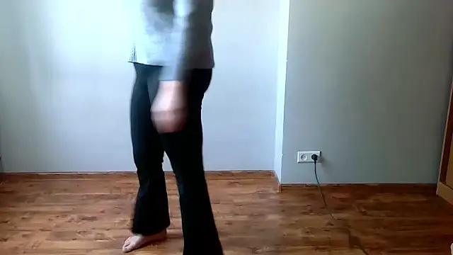 lovexCaroline online show from 02/05/25, 02:37