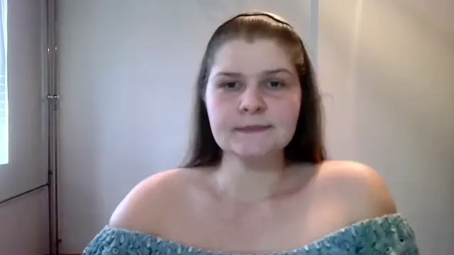 lovexCaroline online show from 02/12/25, 02:43