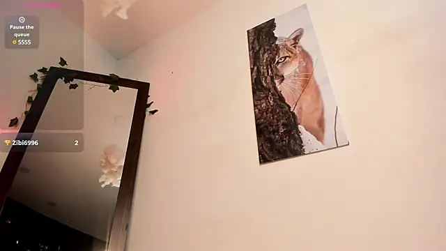 IsabellaDeLuca online show from 02/14/25, 04:09