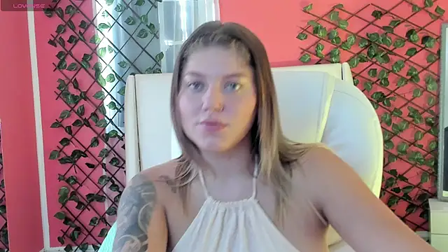 alaia greyy online show from 06/11/26, 12:58