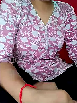 Snapshot of madmast_neha chatting on 10/22/25, 05:30 madmast neha online show from 10/22/25, 05:30