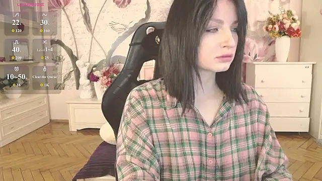 Snapshot of BritneyBarker chatting on 03/13/26, 04:08 BritneyBarker online show from 03/13/26, 04:08