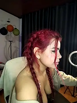 saray  jones online show from 09/13/25, 11:26