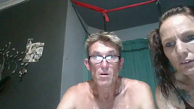 Snapshot of xylegs chatting on 02/17/25, 09:41 xylegs online show from 02/17/25, 09:41