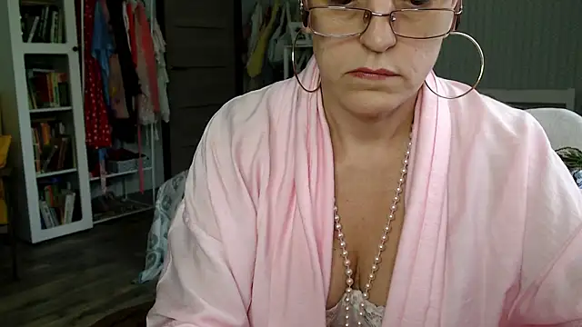 Snapshot of Soffya_Soy chatting on 05/29/26, 06:44 Soffya Soy online show from 05/29/26, 06:44