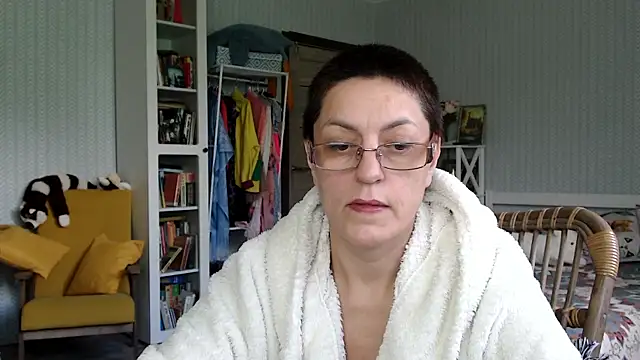 Soffya Soy online show from 06/30/26, 09:10